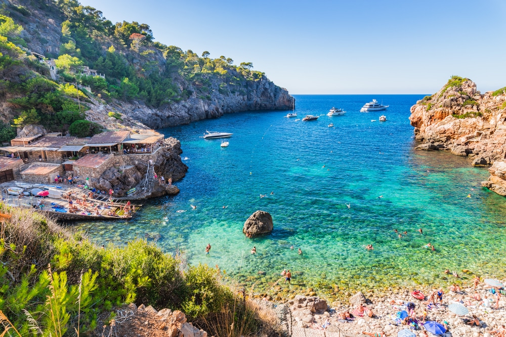 Cala Deia – Kleine malerische Bucht an der Nordwestküste Mallorcas
