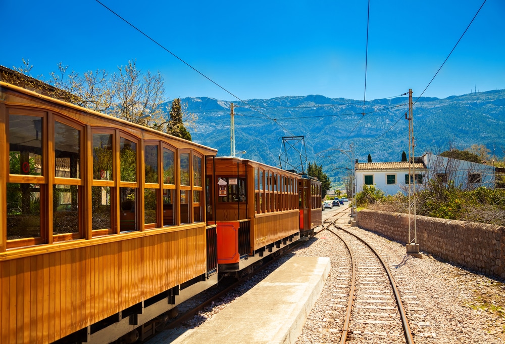 „Der Rote Blitz“ | Eisenbahn von Palma nach Soller
