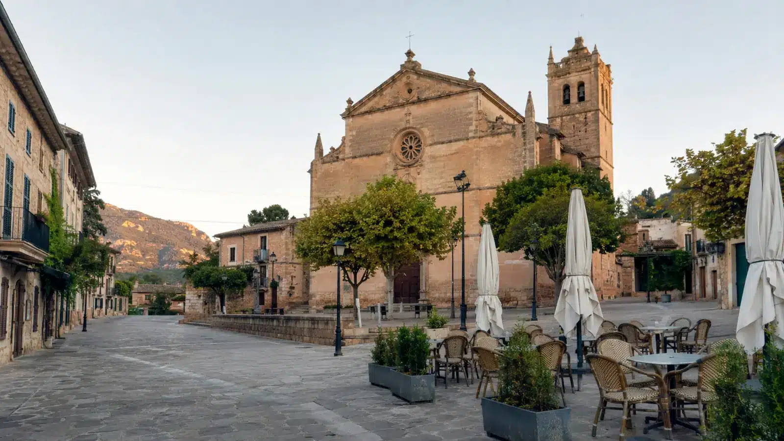Campanet ist eine kleine Gemeinde im Norden Mallorcas zwischen Inselmitte und Tramuntana. auf Mallorca – Sehenswürdigkeit und Landschaft