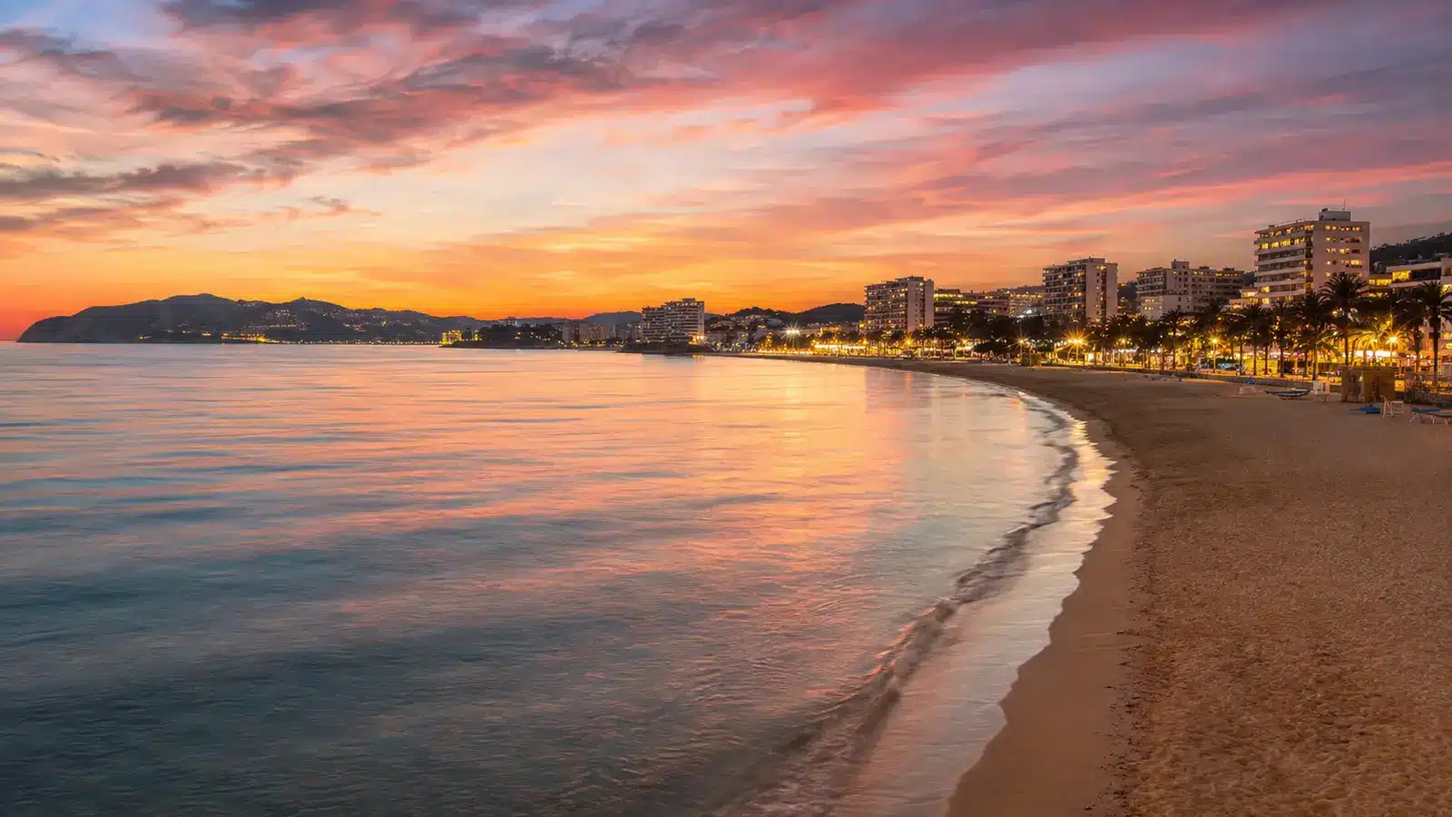 Fotoshooting in Costa de la Calma gehört zur Gemeinde Calvià. Die Seite behandelt den Ort als eigenständiges Reiseziel, verbindet ihn aber mit den Landschaften, Angeboten und Ausflugszielen des Gemeindegebiets. auf Mallorca