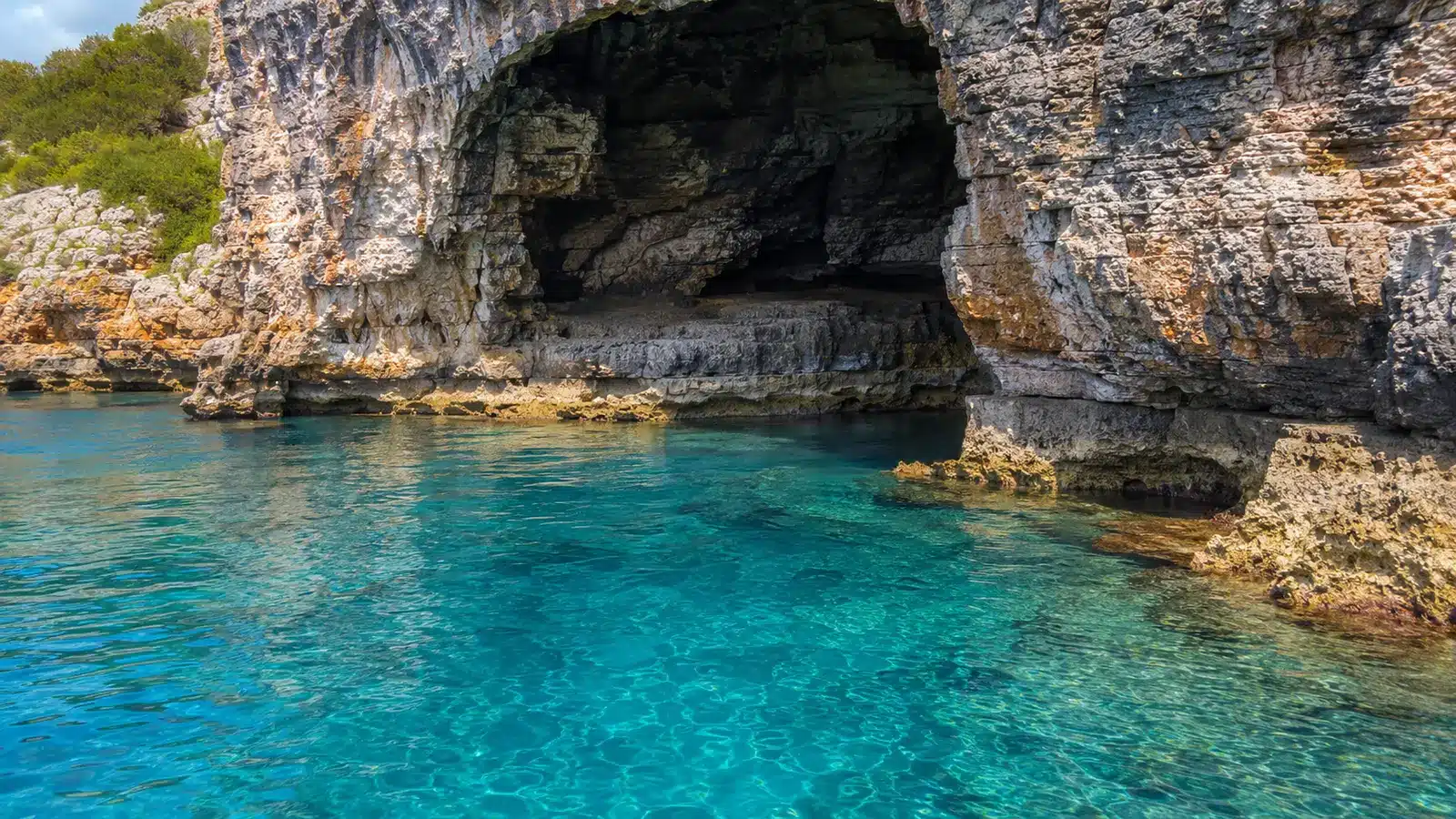 Fotoshooting in Cala Serena gehört zur Gemeinde Felanitx. Die Seite behandelt den Ort als eigenständiges Reiseziel, verbindet ihn aber mit den Landschaften, Angeboten und Ausflugszielen des Gemeindegebiets. auf Mallorca